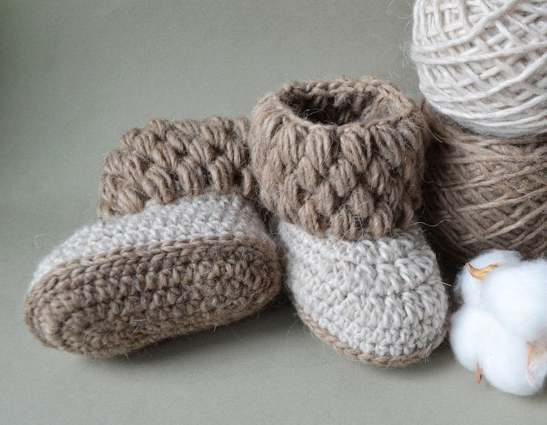 Crochet baby booties Home cappuccino beige boots Unisex baby shoes 0-3, 3-6, 6-9 9-12 months