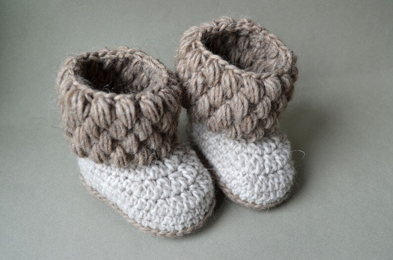 Crochet baby booties Home cappuccino beige boots Unisex baby shoes 0-3, 3-6, 6-9 9-12 months