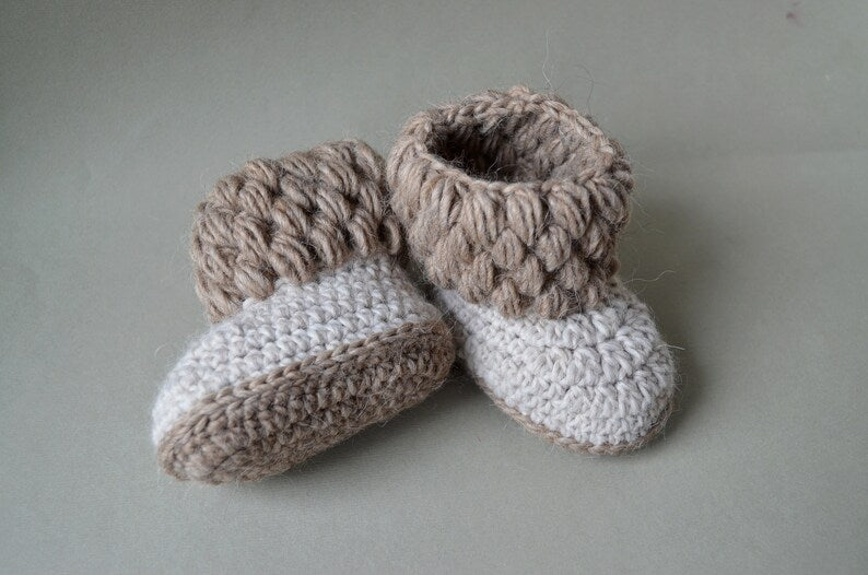 Crochet baby booties Home cappuccino beige boots Unisex baby shoes 0-3, 3-6, 6-9 9-12 months