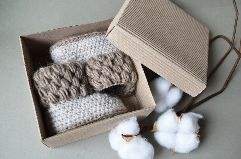 Crochet baby booties Home cappuccino beige boots Unisex baby shoes 0-3, 3-6, 6-9 9-12 months